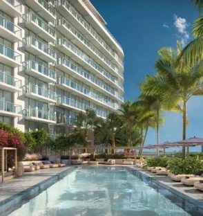 7200-collins-luxury-residences-miami-beach-pool.webp