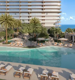 florida-icon-beach-hollywood-pool-deck.webp